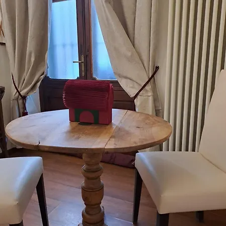 Apartment Liberty House Turin